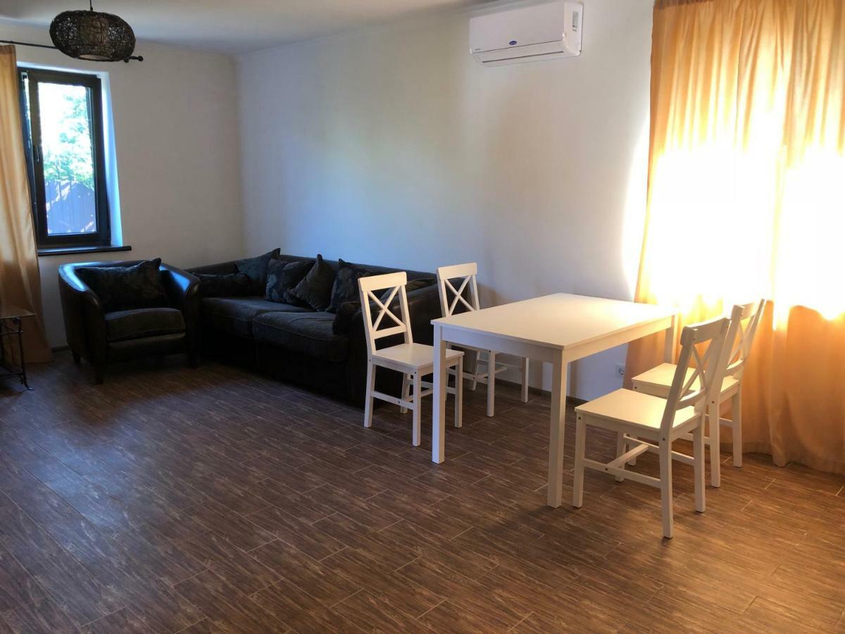 Dacha Karolino-Buhaz Kültér fotó
